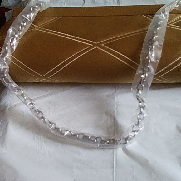 Ladies Clutch Purse - Picture 9 of 13